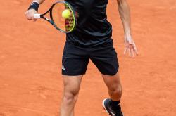 开云体育下载-关于西班牙网球队绝杀英国网球队,西西帕斯绝境逆转的信息