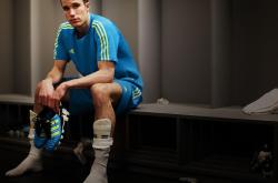 开云体育app-暗夜中的恒星，恩佐在NBA季后赛之夜的稳定引力