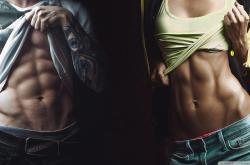 开云体育官方网站-赛道与球场，F1揭幕战与沪粤之战的节奏艺术