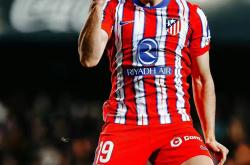 开云官网-关于巴萨大胜瓦伦西亚,锁定欧冠小组头名前程的信息