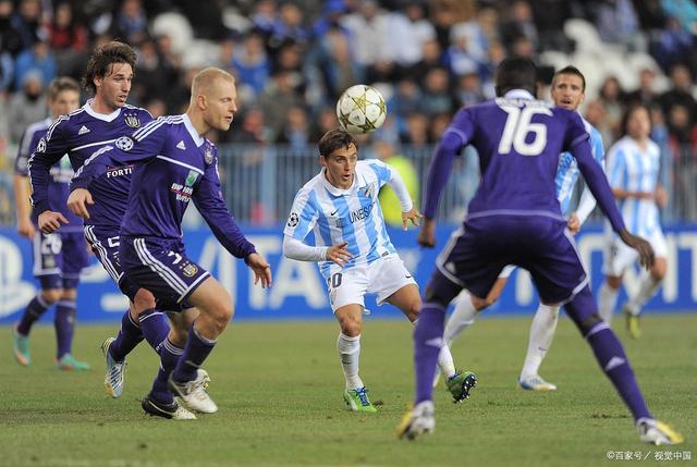 曼城主场横扫水晶宫,继续领跑 曼城主场横扫水晶宫,继续领跑