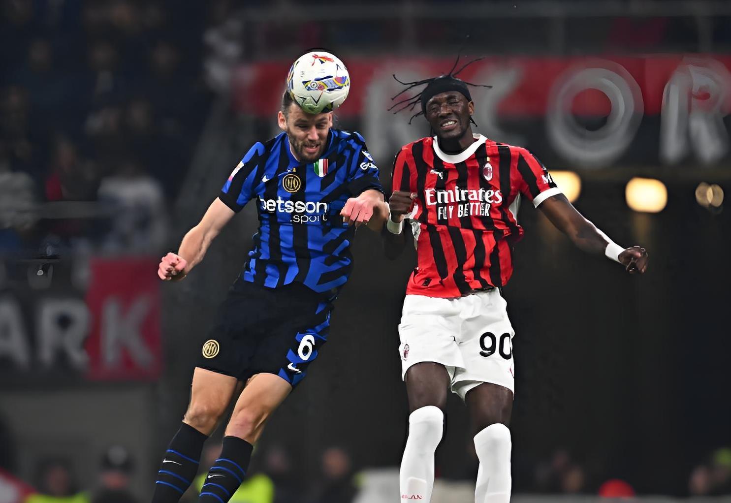 关于米兰客场迎战,球队状态低迷表现平平的信息 关于米兰客场迎战,球队状态低迷表现平平的信息