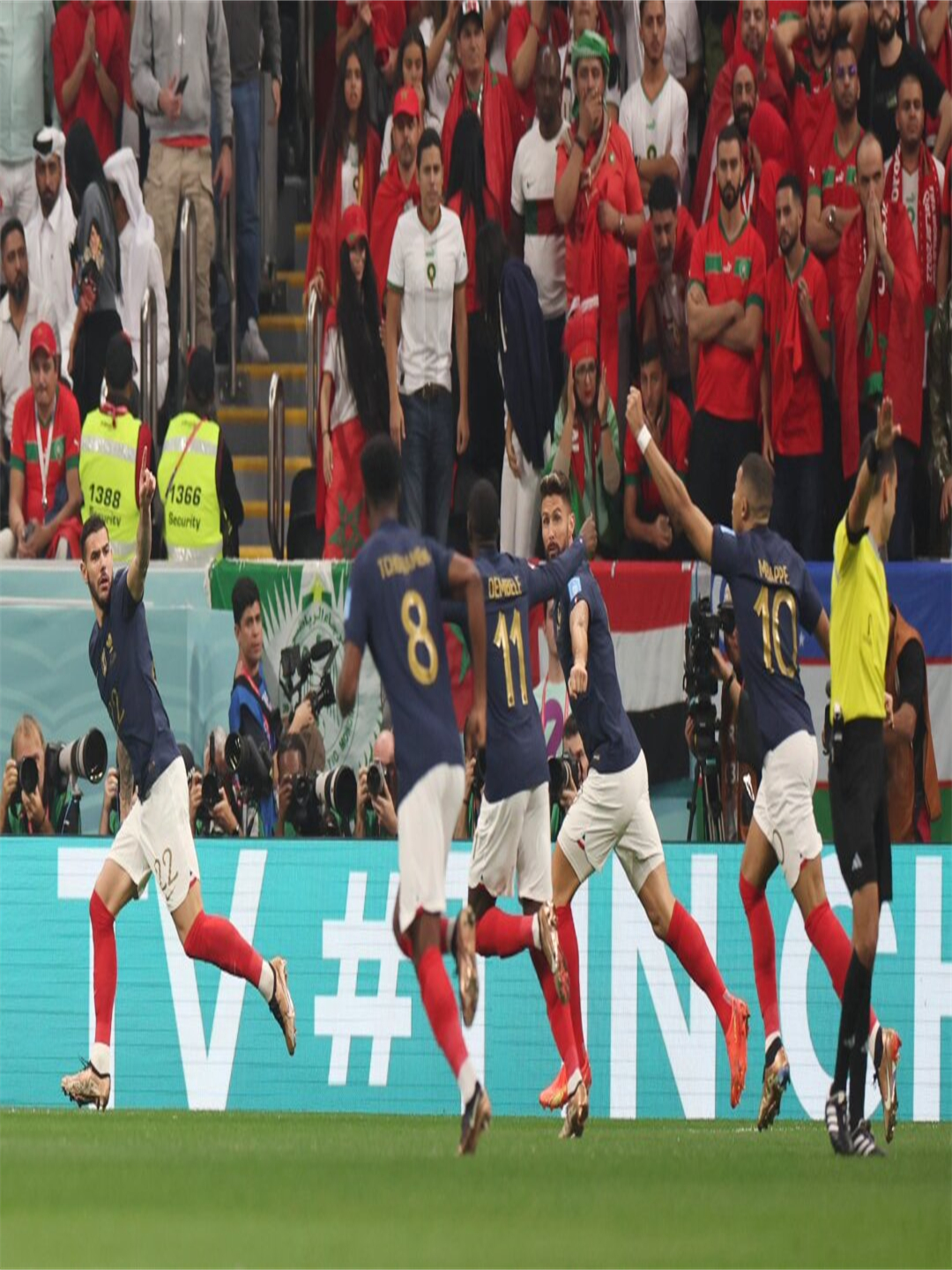 欧洲赛场上一次令人热血沸腾的对决 欧洲赛场上一次令人热血沸腾的对决