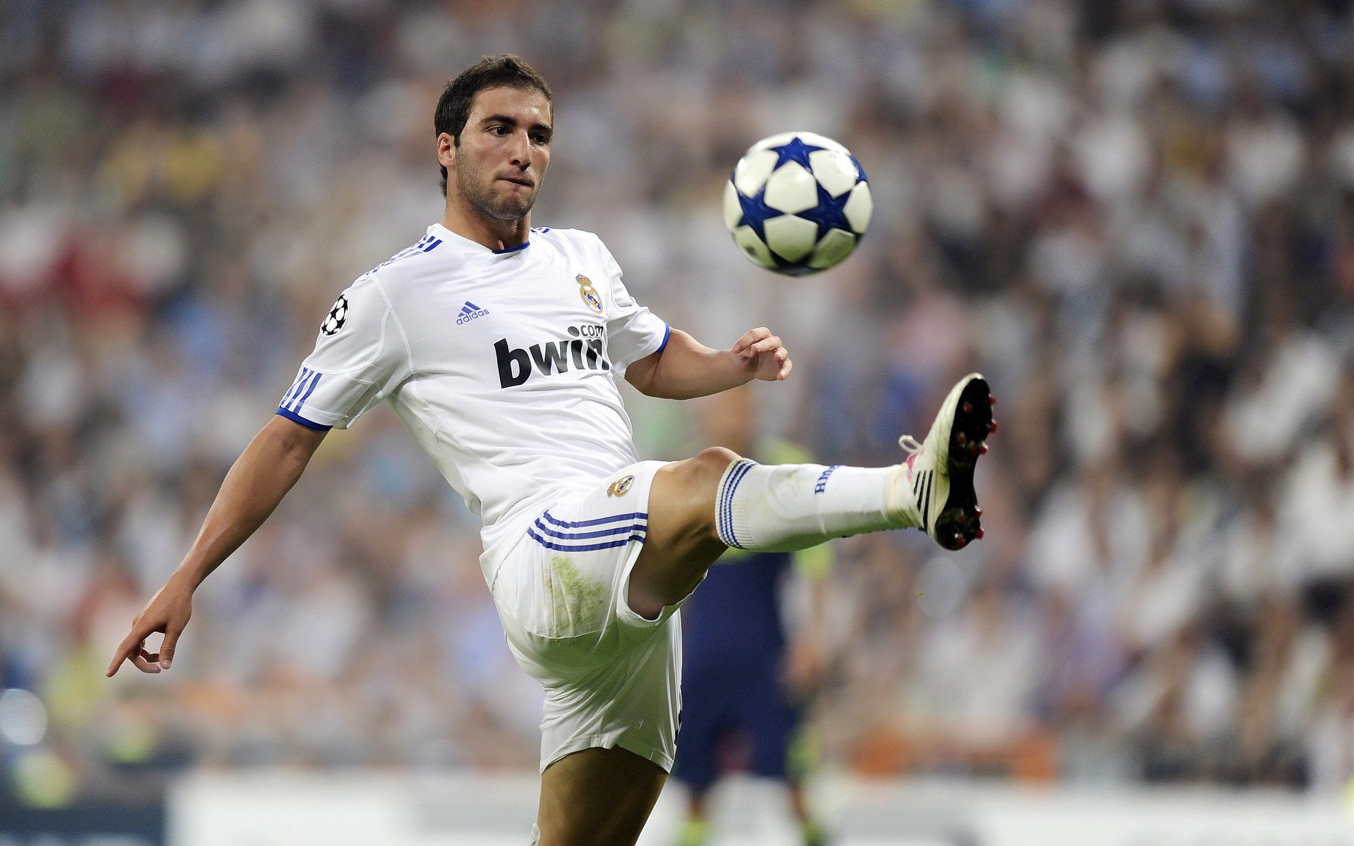 篮网铁壁锁湖人，哈登季后赛接管比赛