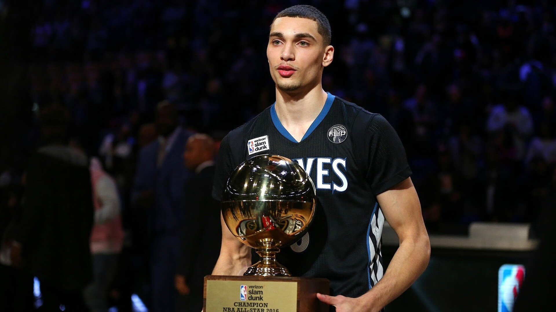 武切维奇奥运前哨战封神，马刺式节奏掌控撕裂76人，关键接管定义领袖价值